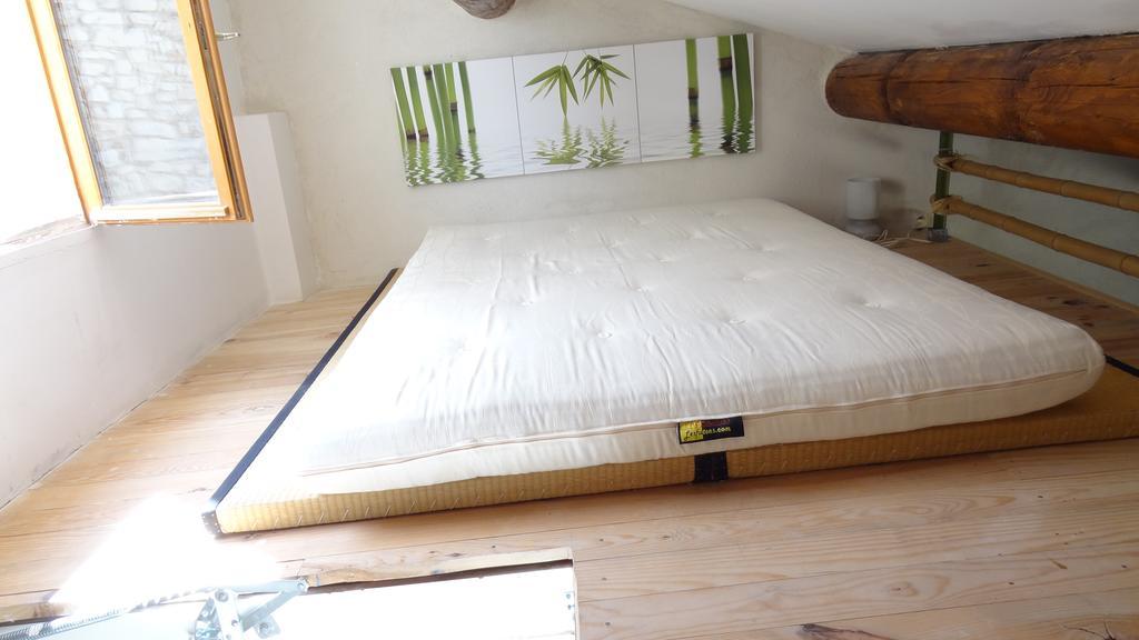 Appartement Avec Terrasse,Mezzanine,Patangarles Rom bilde